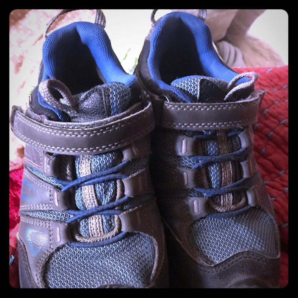 Keen kids wp size 13 shoes